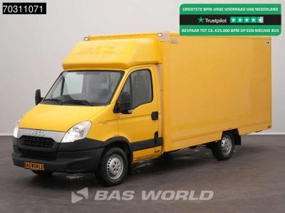 Iveco Daily 35S11 Automaat Luchtvering Zijdeur Bakwagen Meubelbak Koffer Verkoopwagen vendida por BAS World B.V.