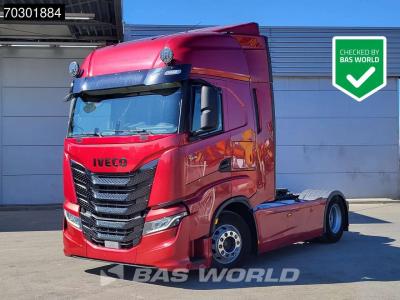 Iveco S-Way 570 4X2 Retarder 2xTanks Standklima ACC Navi vendida por BAS World B.V.