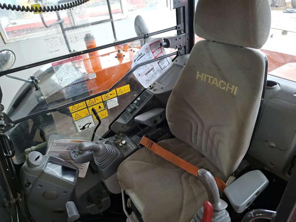 Hitachi ZX85USB-6 Foto 4