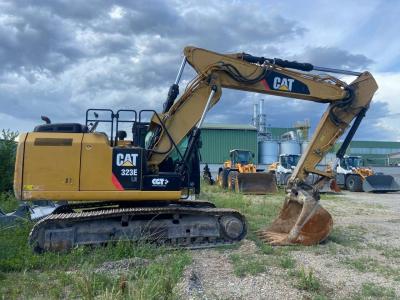 Caterpillar 323E LN Foto 1