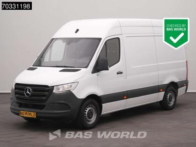 Mercedes-Benz Sprinter 315 CDI Automaat RWD L2H2 Airco Cruise MBUX CarPlay Camera L2 A/C Cruise control vendida por BAS World B.V.