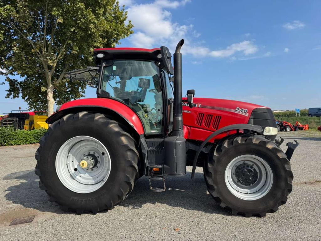 Case IH Puma 240 CVX Foto 1