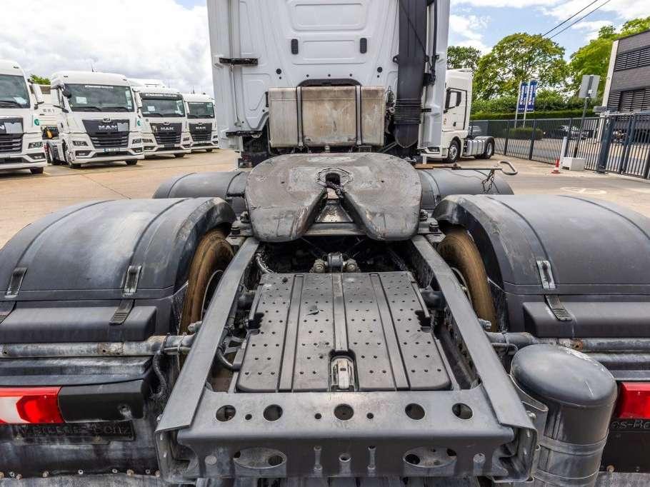 Mercedes-Benz ACTROS 2646 LS + HYDR. Foto 10
