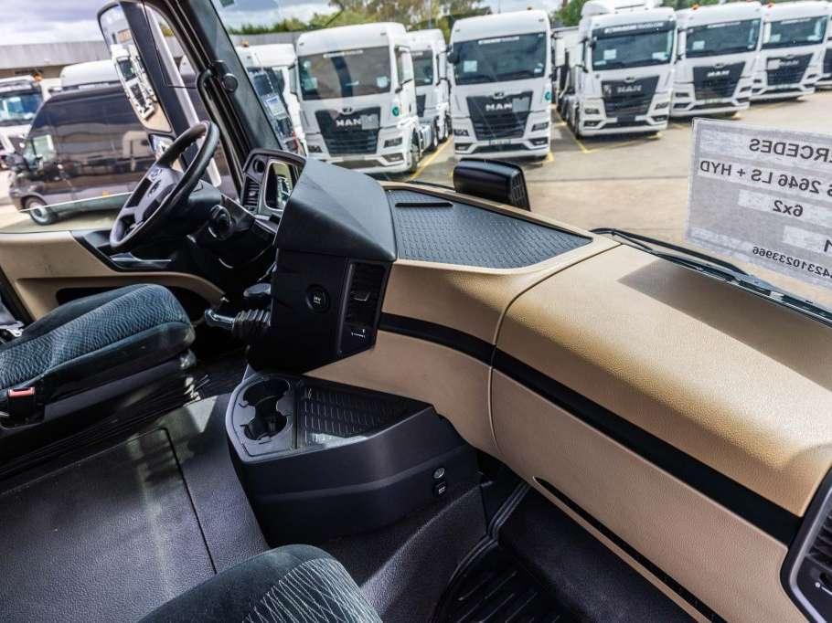 Mercedes-Benz ACTROS 2646 LS + HYDR. Foto 18