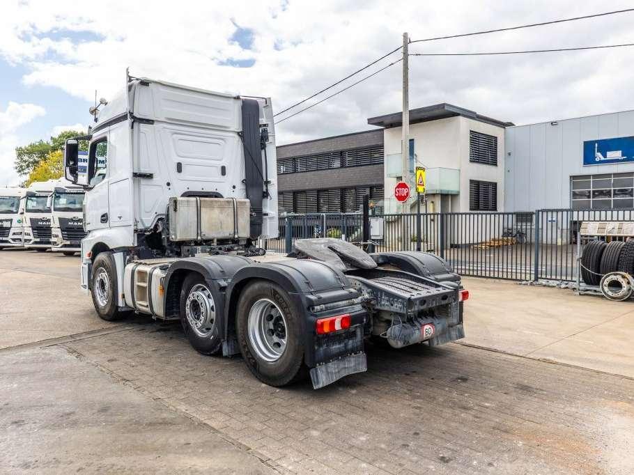 Mercedes-Benz ACTROS 2646 LS + HYDR. Foto 3