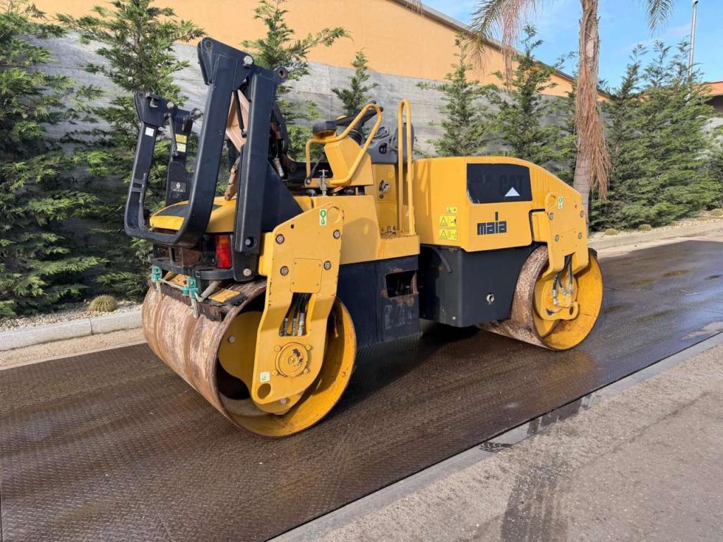Caterpillar CB334E Foto 2