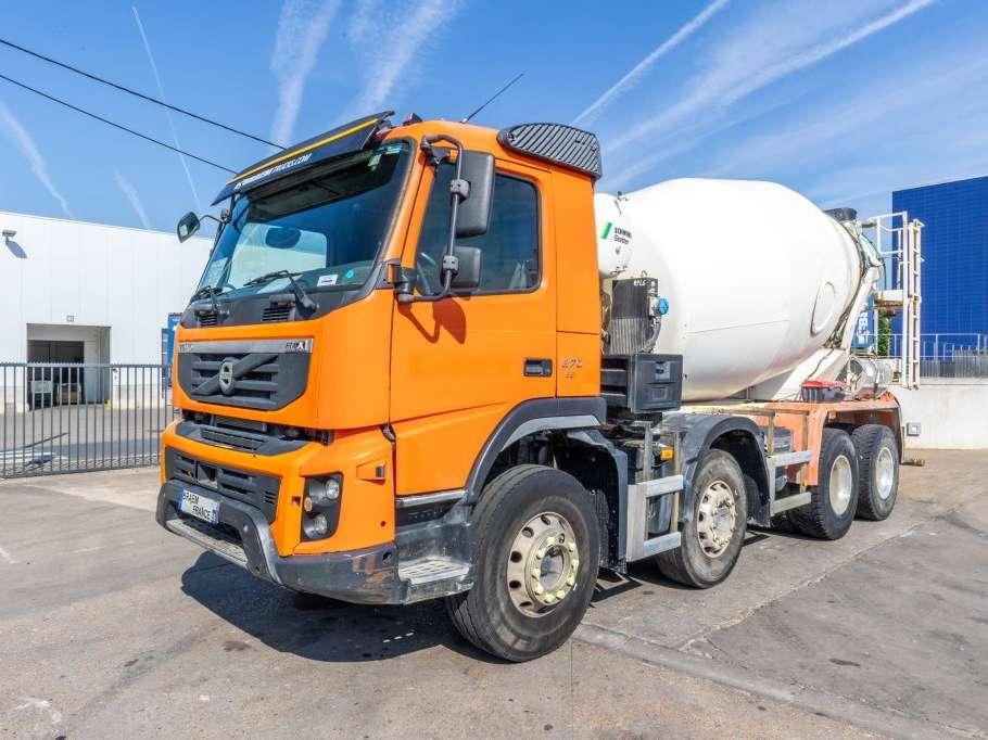 Volvo FMX 370+STETTER Foto 1