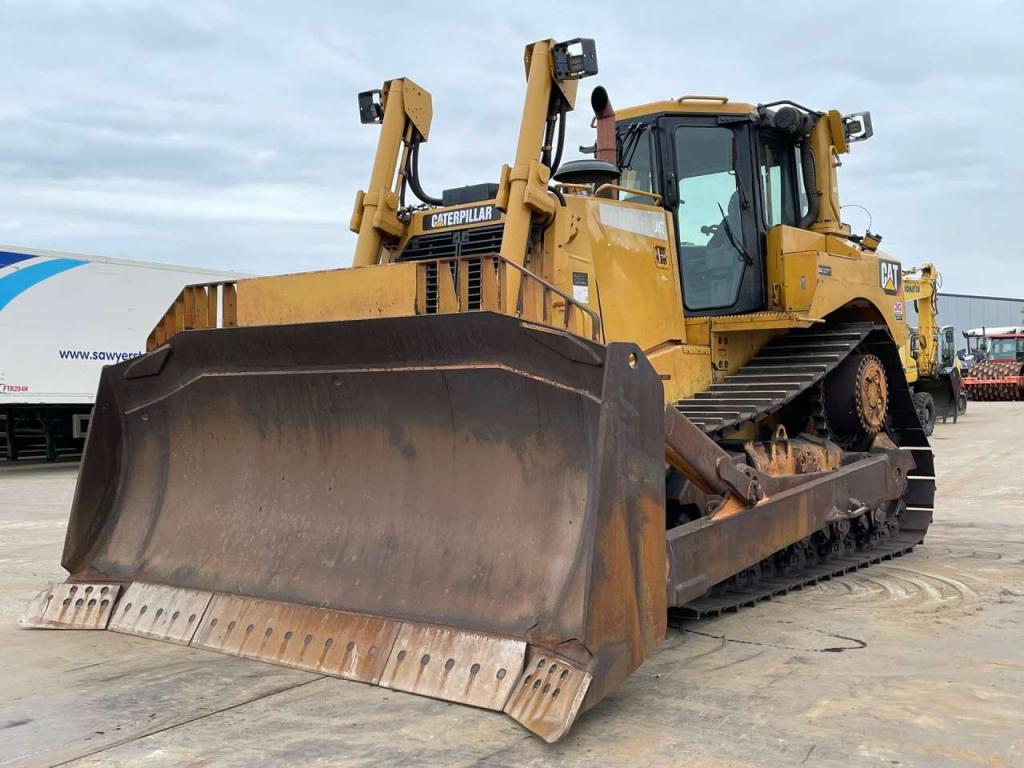 Caterpillar D8T - 2021 Rebuild CE / EPA Foto 2