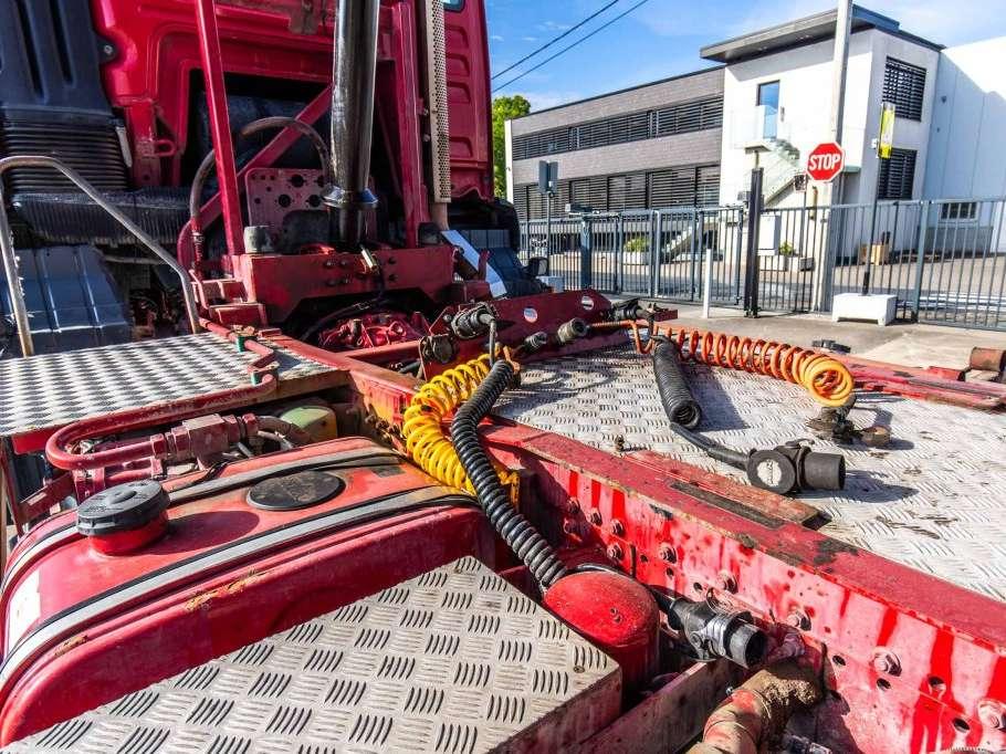 Man TGS 33.440 BL - TIPPER / TRACTOR Foto 9