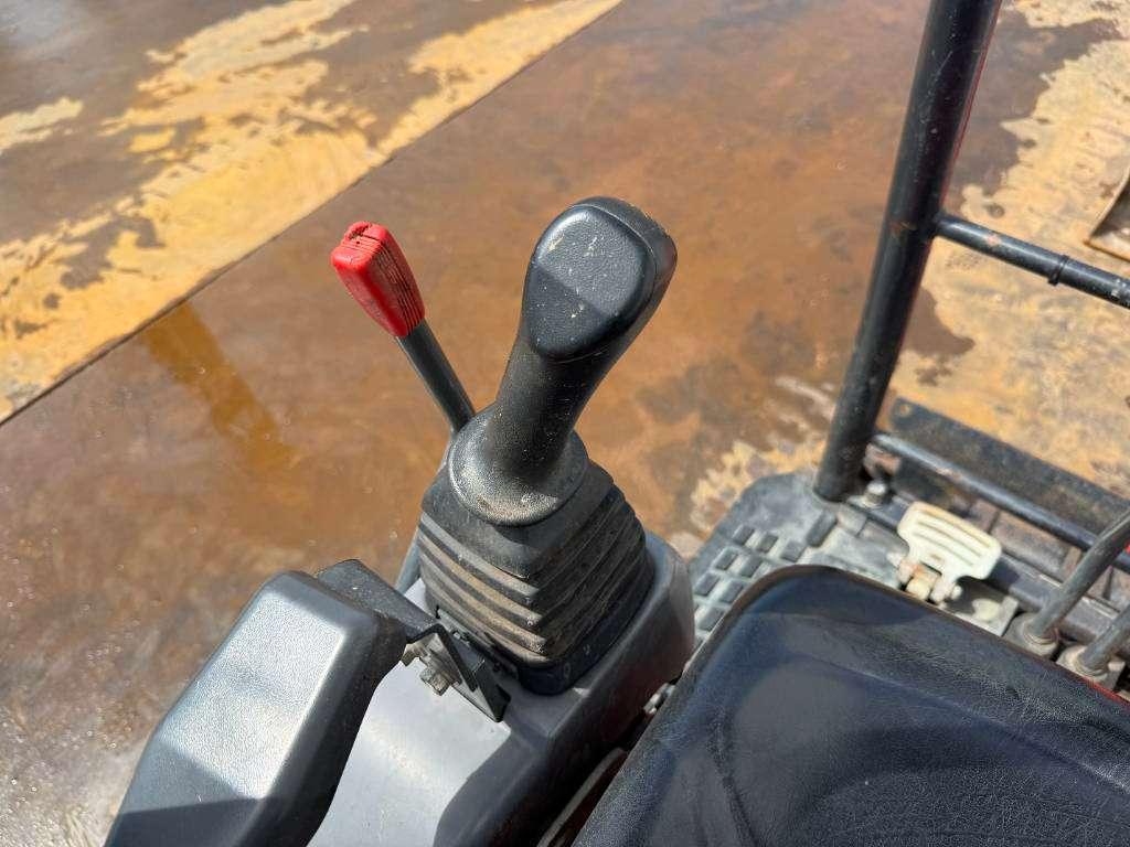 Kubota U17-3 - Hydr. Undercarriage / Hammer Lines Foto 9