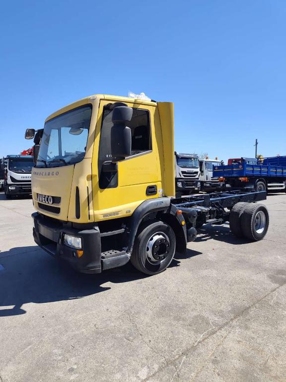 Iveco EUROCARGO 120E28P Foto 19
