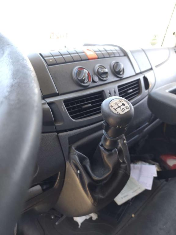 Iveco EUROCARGO 120E28P Foto 4