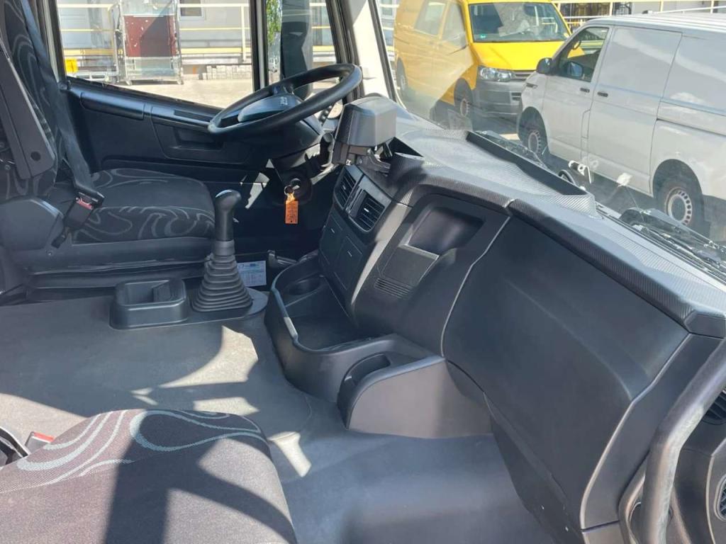 Iveco TRAKKER 260T45/P Foto 19