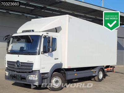 Mercedes-Benz Atego 1223 4X2 12tonner 1500kg Ladebordwand Automatic Euro 6 vendida por BAS World B.V.
