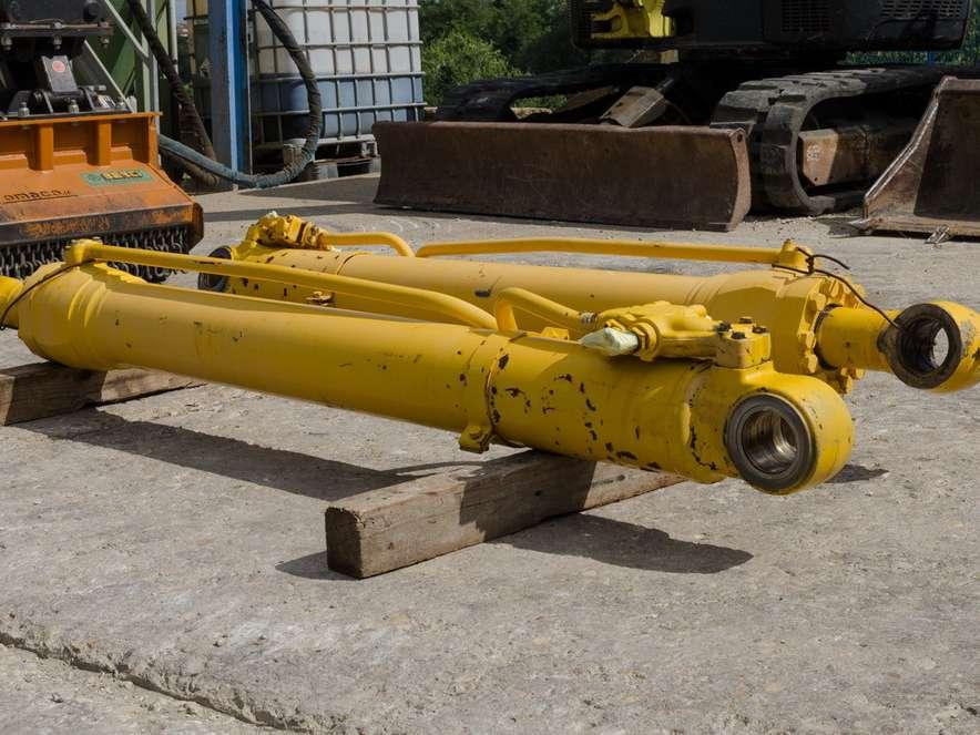 Komatsu PC240LC-6 Foto 2