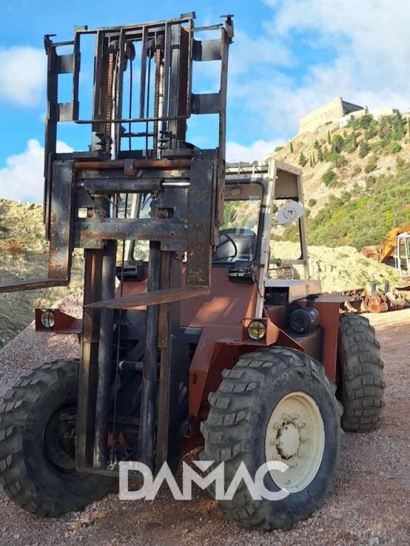 Manitou Carretilla elevadora diesel Foto 3