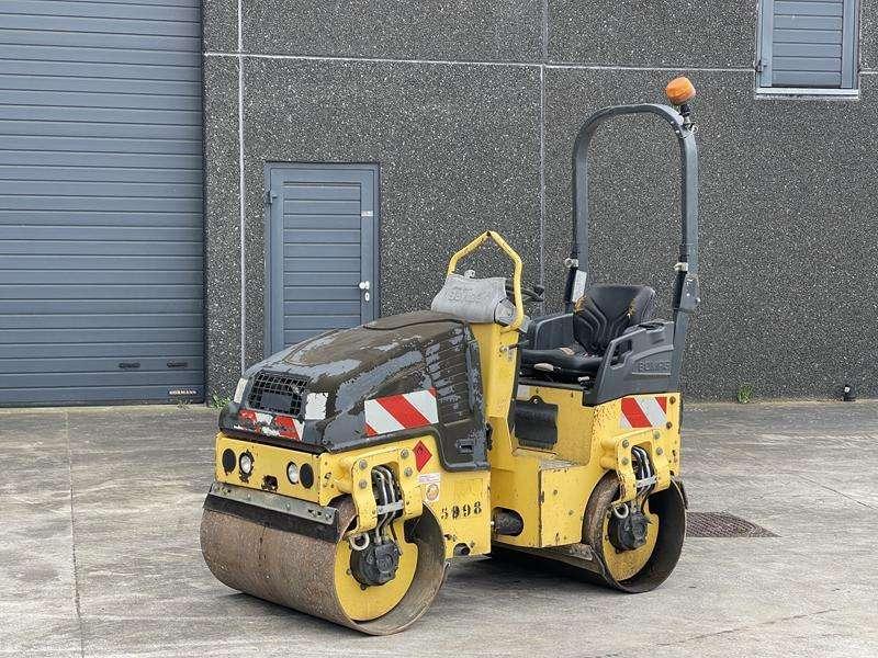 Bomag BW 100 ADM-5 Foto 1