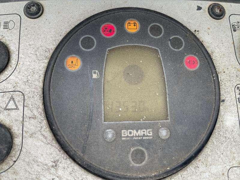 Bomag BW 100 ADM-5 Foto 18