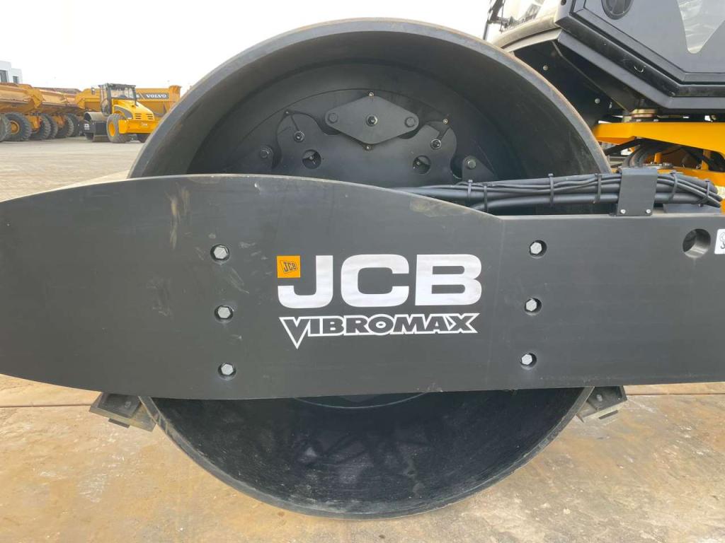 JCB VM166D (15.5t) Foto 10