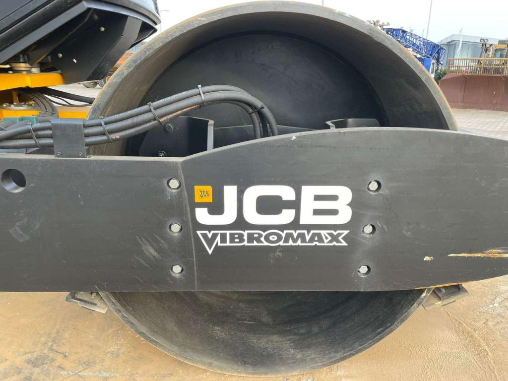 JCB VM166D (15.5t) Foto 12