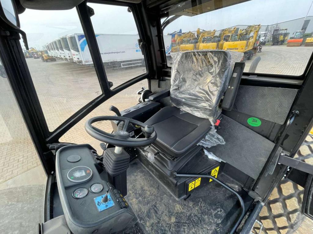 JCB VM166D (15.5t) Foto 18