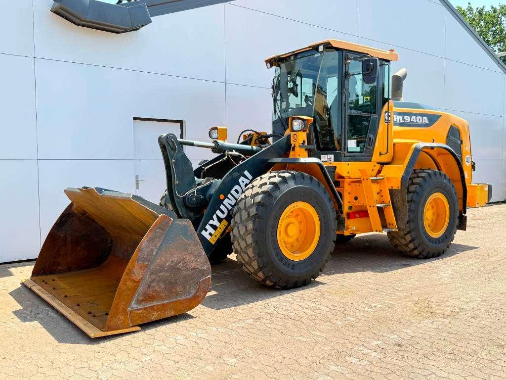 Hyundai HL940A - Weight System / Automatic Greasing Foto 2