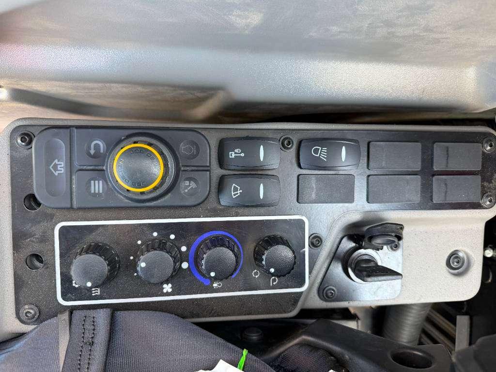 JCB 205 *2026 Model* New / Unused / Hammer Lines Foto 10