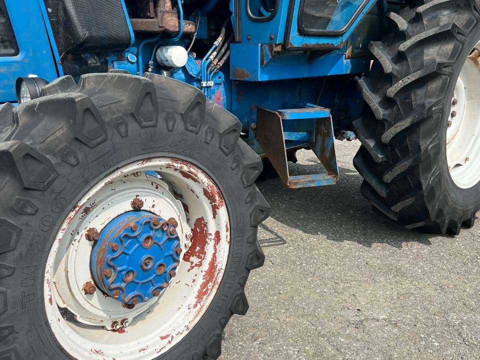 Ford 7700 4X4 Foto 4