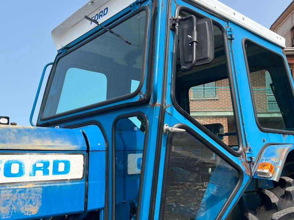 Ford 7700 4X4 Foto 5