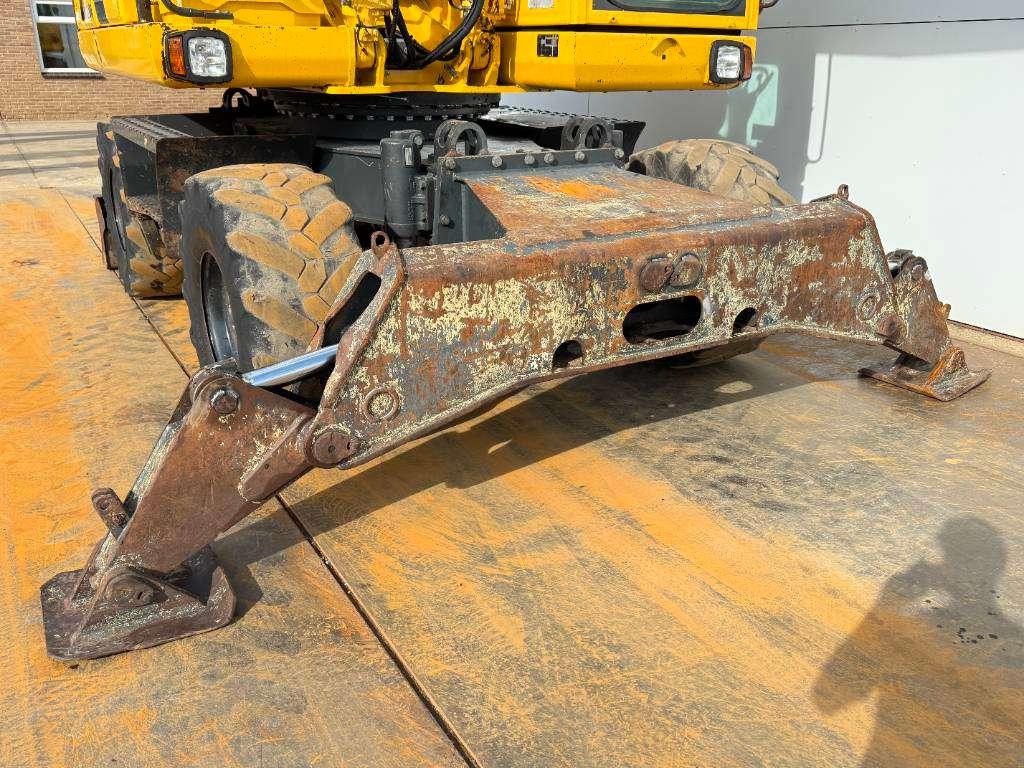 Komatsu PW160-8 - Triple Boom / Blade / Hammer Lines Foto 22