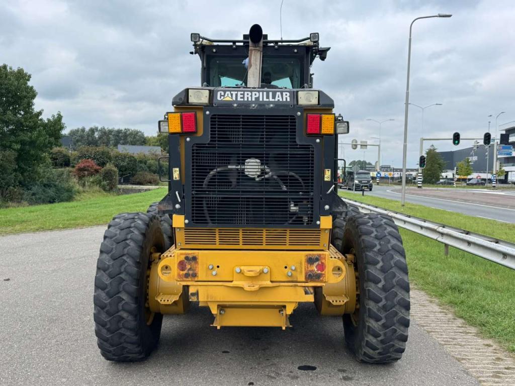 Caterpillar 140M Foto 4