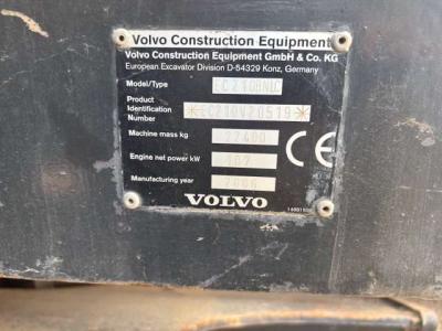 Volvo ec210 vendida por D'Avino Srl