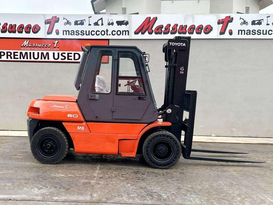 Toyota 50-5FD60 Foto 10