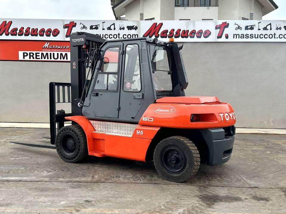 Toyota 50-5FD60 Foto 3