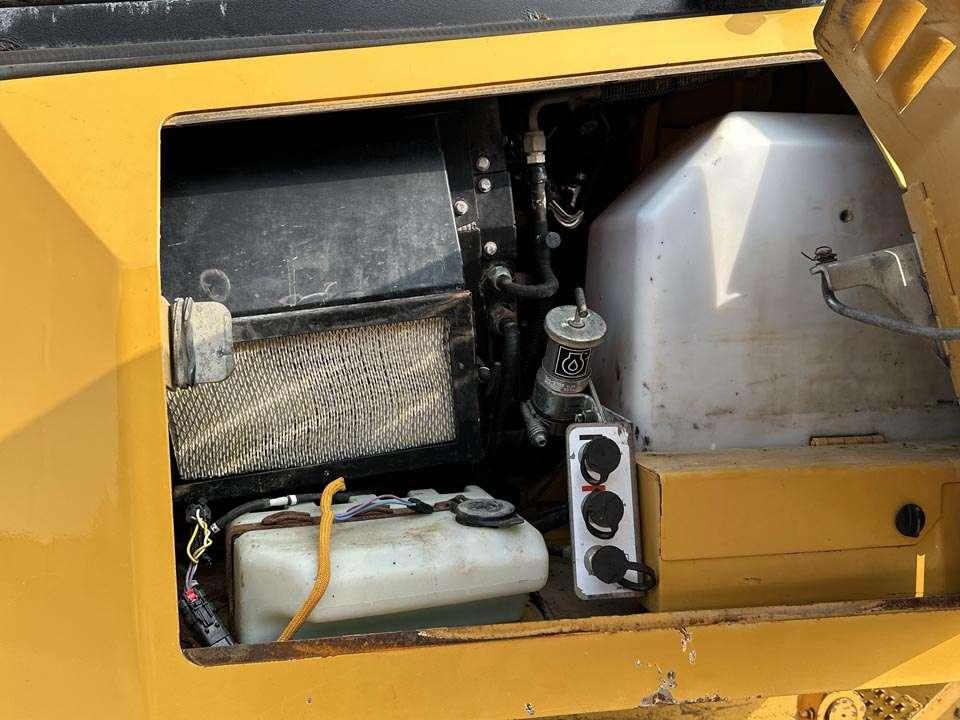 Caterpillar D6K2LGP Foto 10