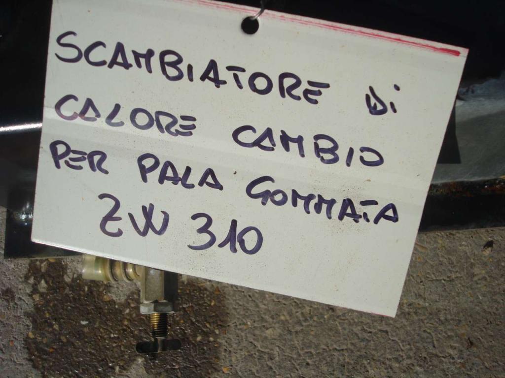 Intercambiador de calor para PALA GOMMATA ZW310 Foto 4