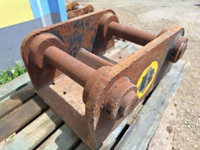 UNI80 for 20-25 ton excavators Attachment plate vendida por Balavto
