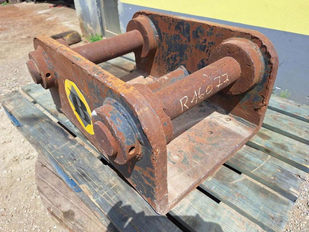 UNI80 for 20-25 ton excavators Attachment plate Foto 3