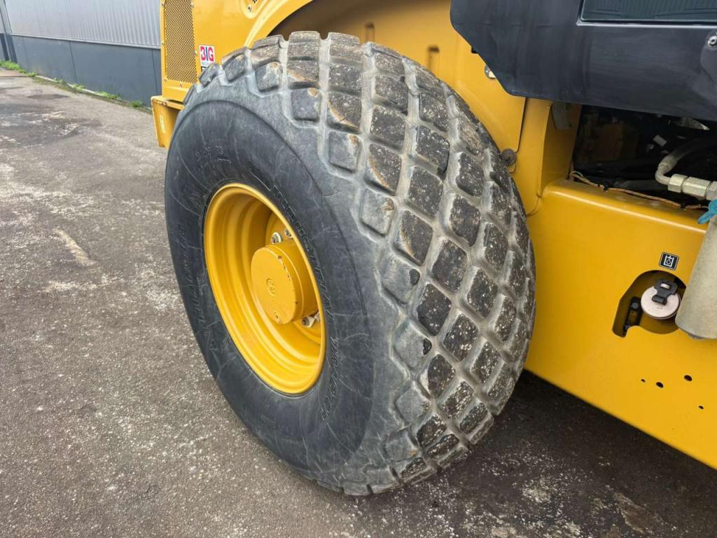 Caterpillar CS64B Foto 18