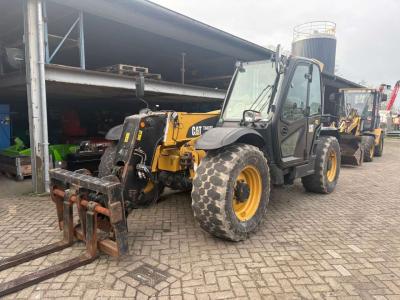 Caterpillar TH408D vendida por Omeco Spa
