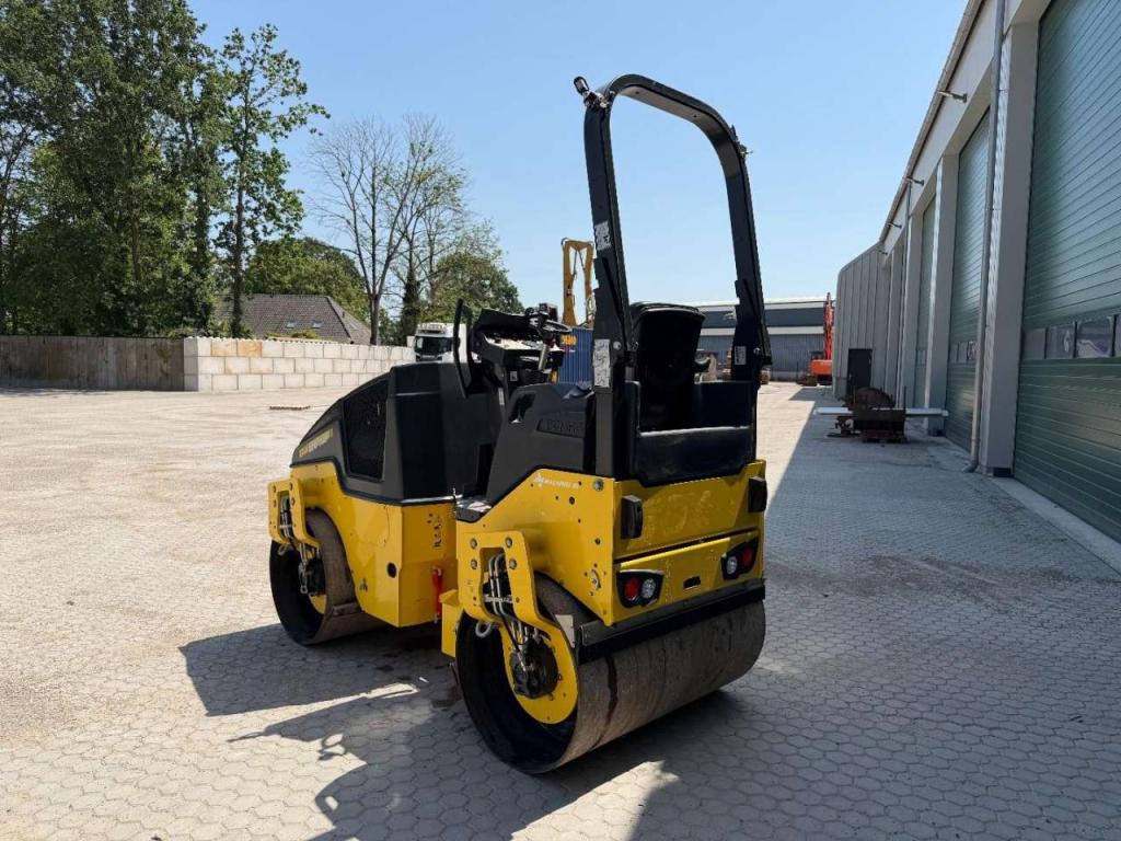 Bomag BW120 AD-5 Foto 3