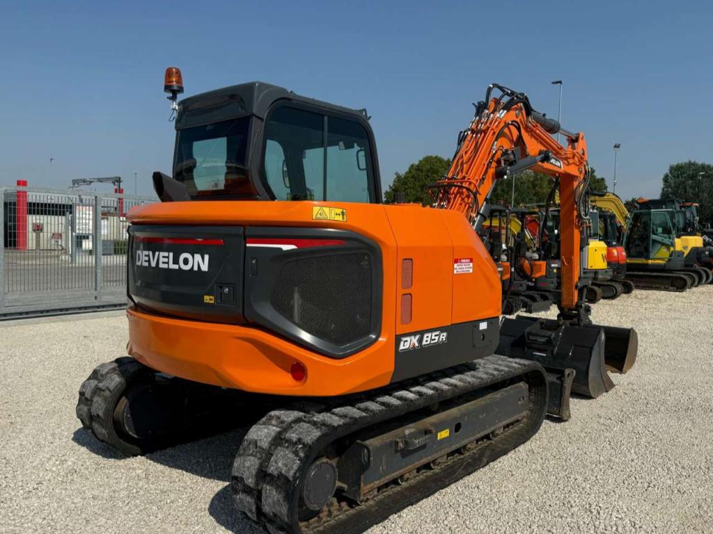 Develon DX85R-7 Foto 4