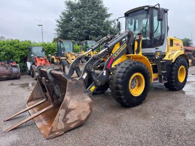 New Holland W130 TC vendida por G.M. Service srl
