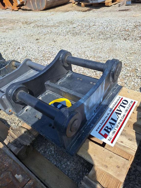 S60 for 12-18 ton excavators Enganche rápido Foto 8