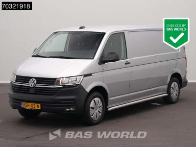 Volkswagen Transporter 110pk L2H1 Trekhaak Navi Airco Cruise Parkeersensoren Euro6 L2 A/C Towbar Cruise contro vendida por BAS World B.V.