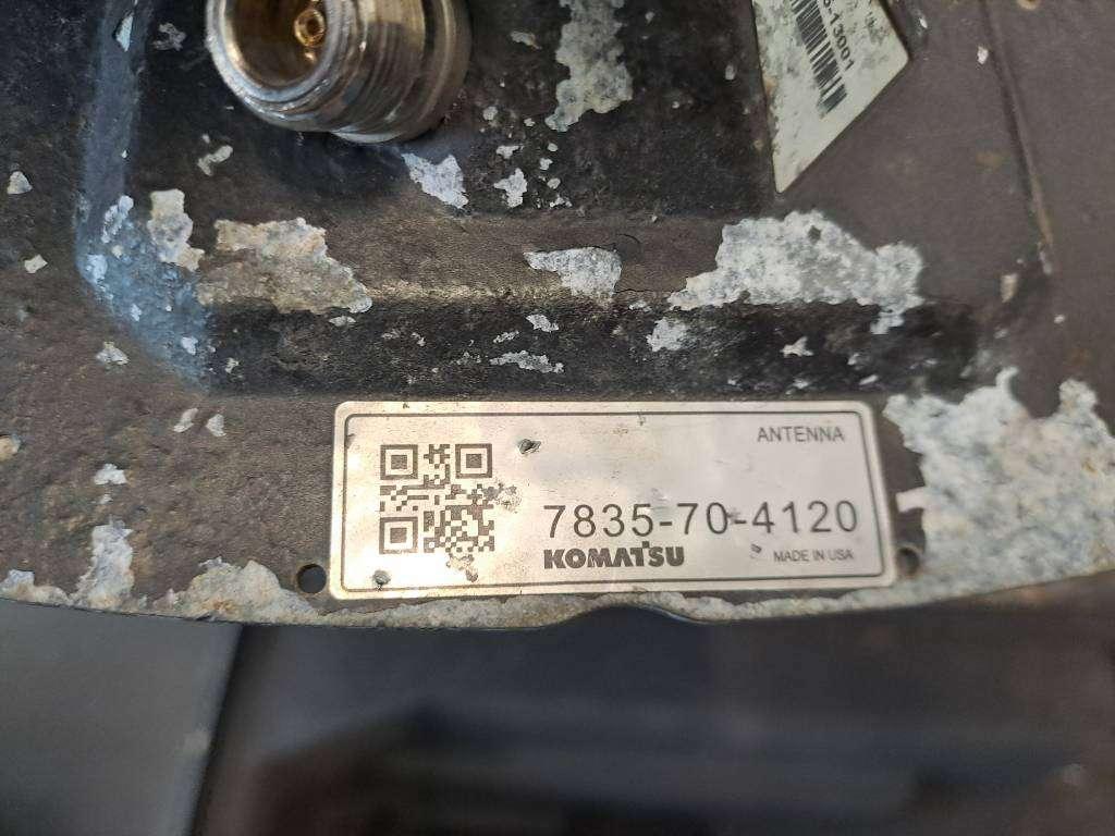 Komatsu GPS System PC210LCI-11 Foto 4