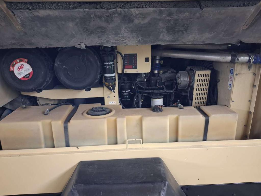 Doosan INGERSOLL RAND 10/105 Foto 3