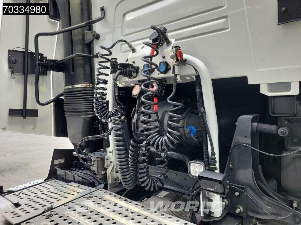 Renault T 480 4X2 HIGH 2xTanks Standklima ACC Foto 12