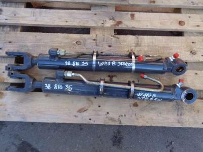 Pistón de dirección para New Holland W 110 B vendida por PRV Ricambi Srl