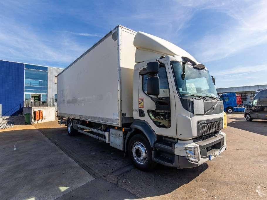 Volvo FL 250+HAYON BAR 1.5T. Foto 2